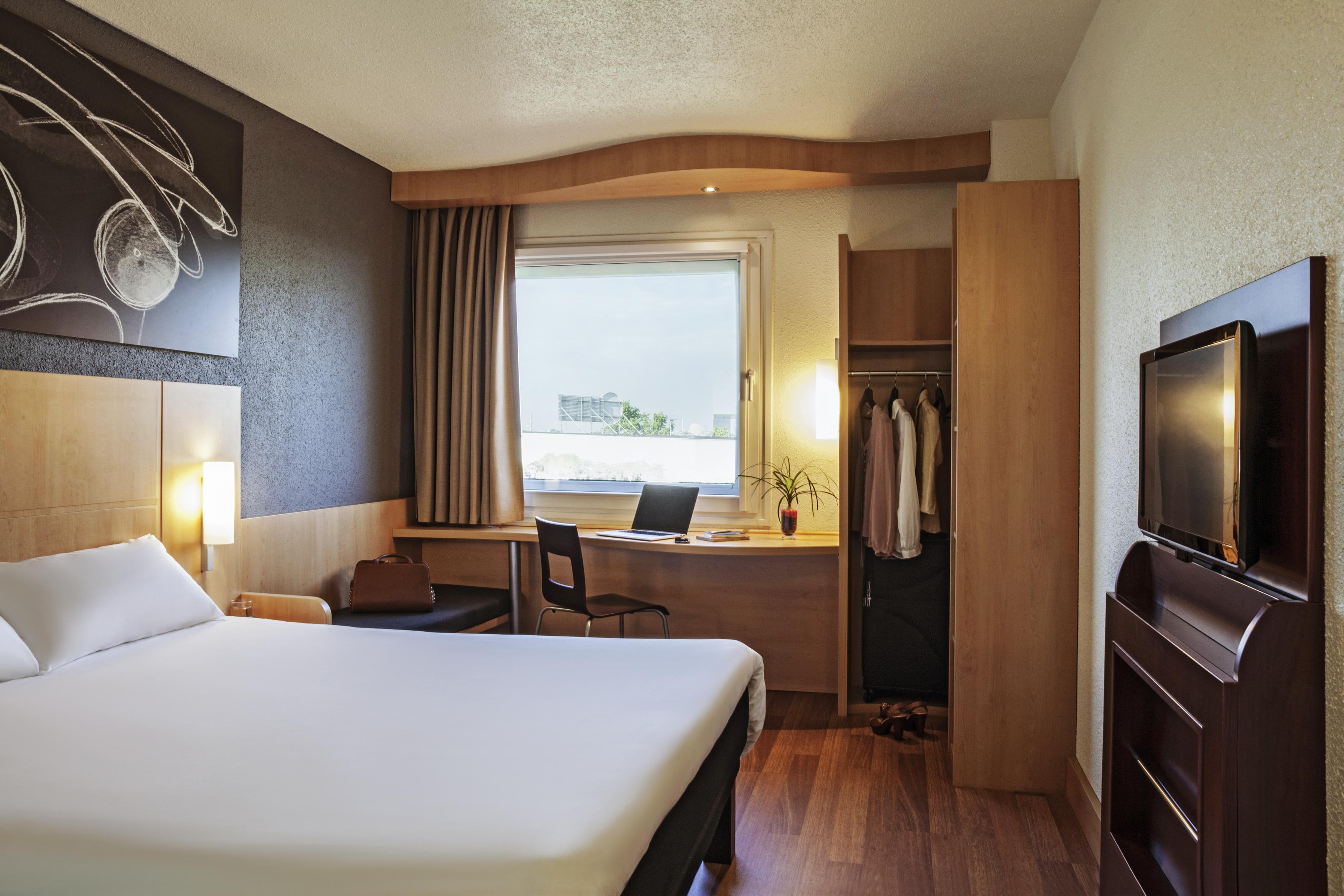 Ibis Barcelona Meridiana Eksteriør bilde