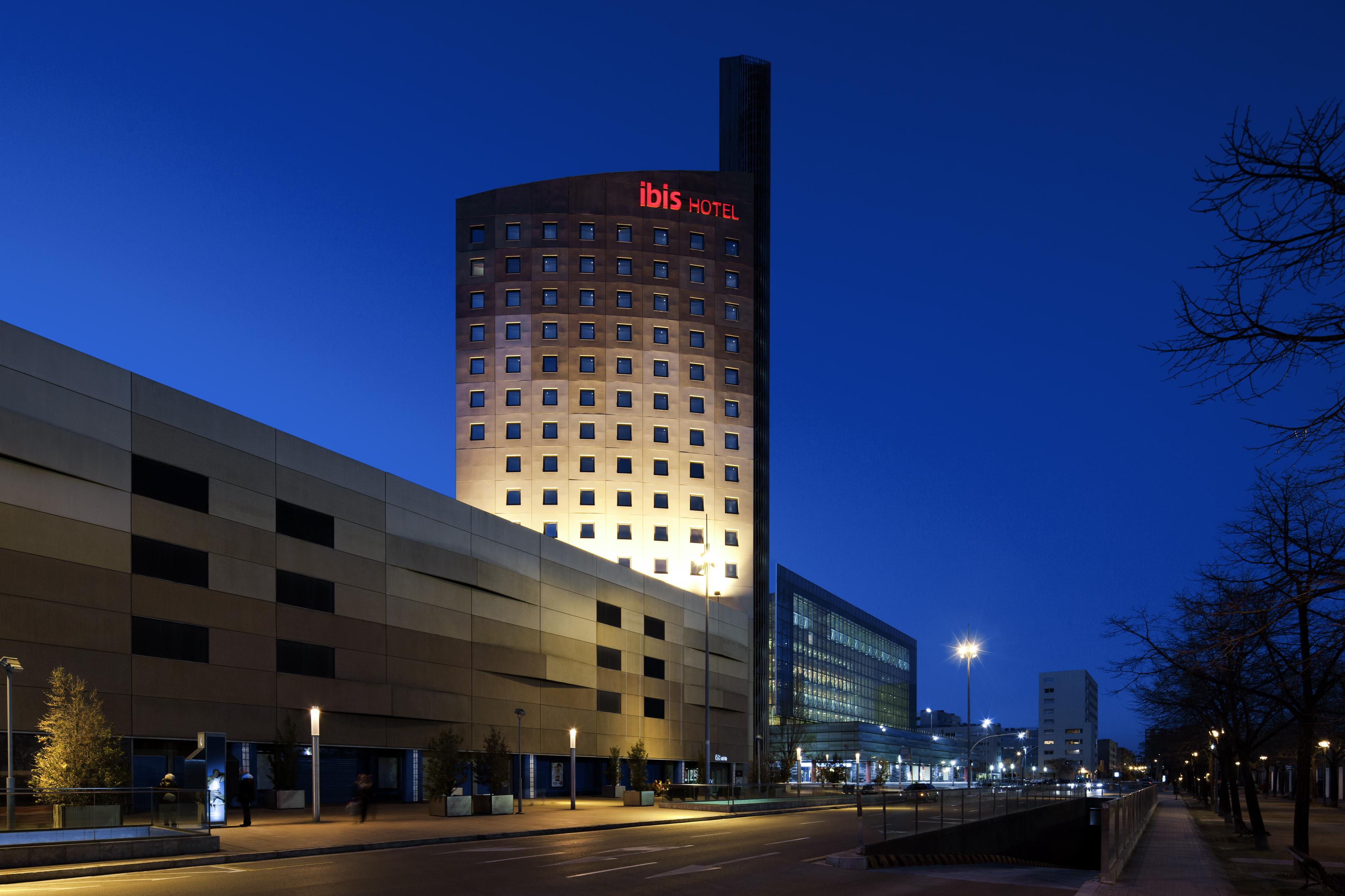 Ibis Barcelona Meridiana Eksteriør bilde