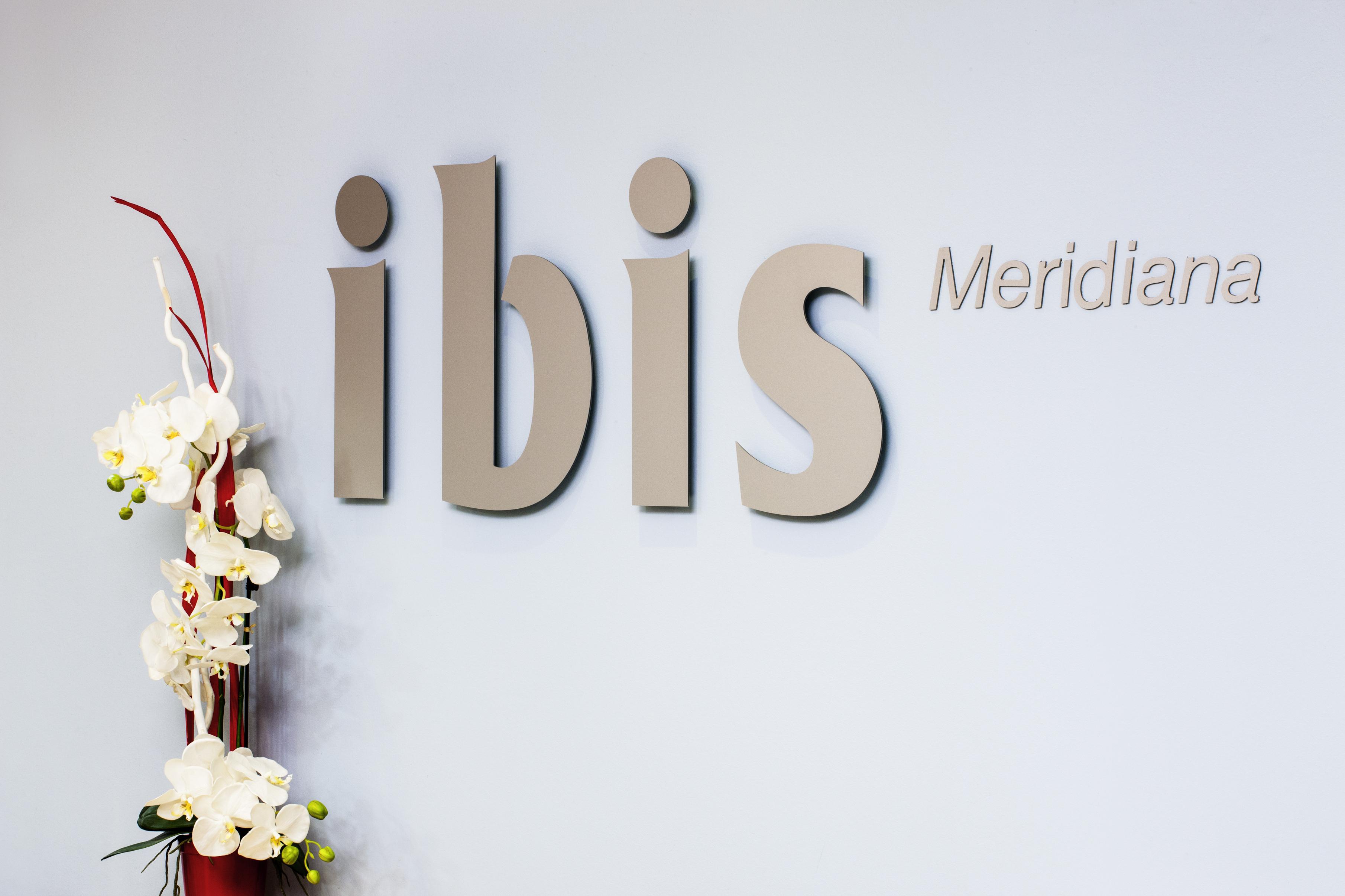 Ibis Barcelona Meridiana Eksteriør bilde