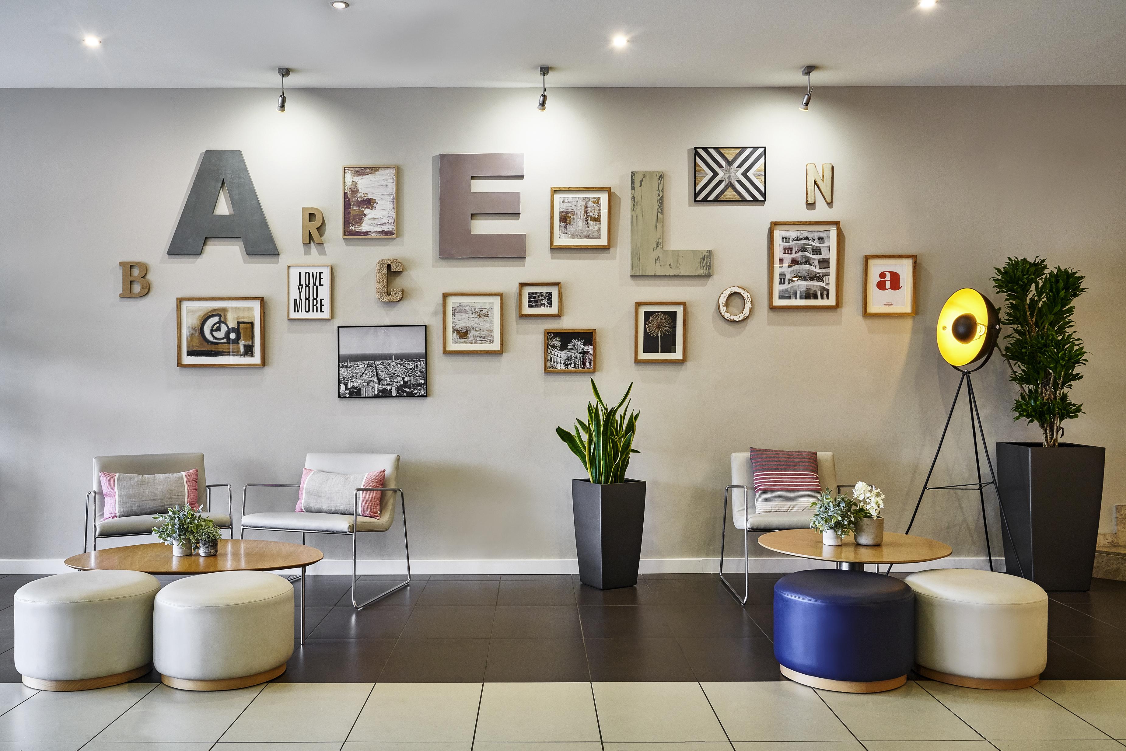 Ibis Barcelona Meridiana Eksteriør bilde