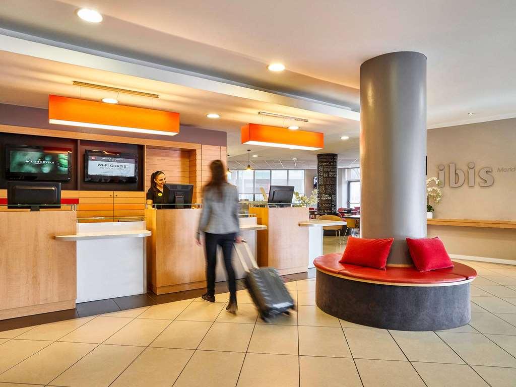 Ibis Barcelona Meridiana Eksteriør bilde