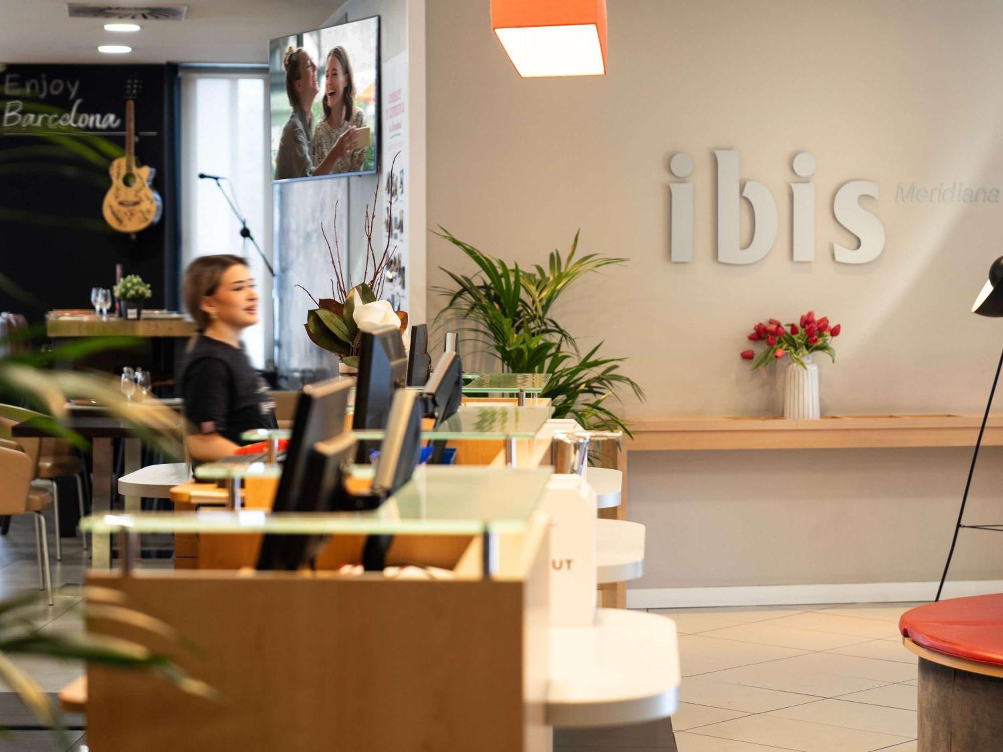 Ibis Barcelona Meridiana Eksteriør bilde