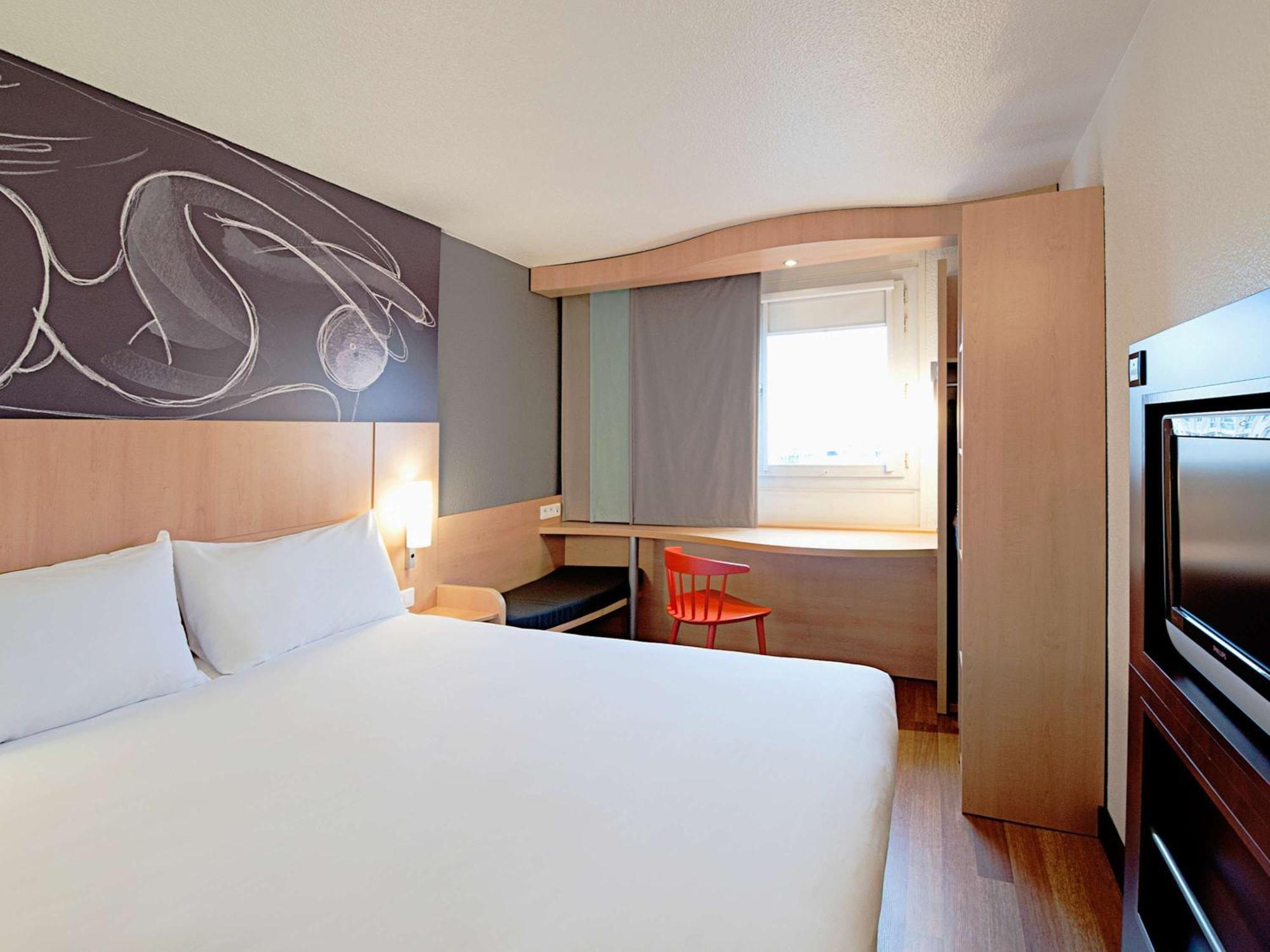 Ibis Barcelona Meridiana Eksteriør bilde