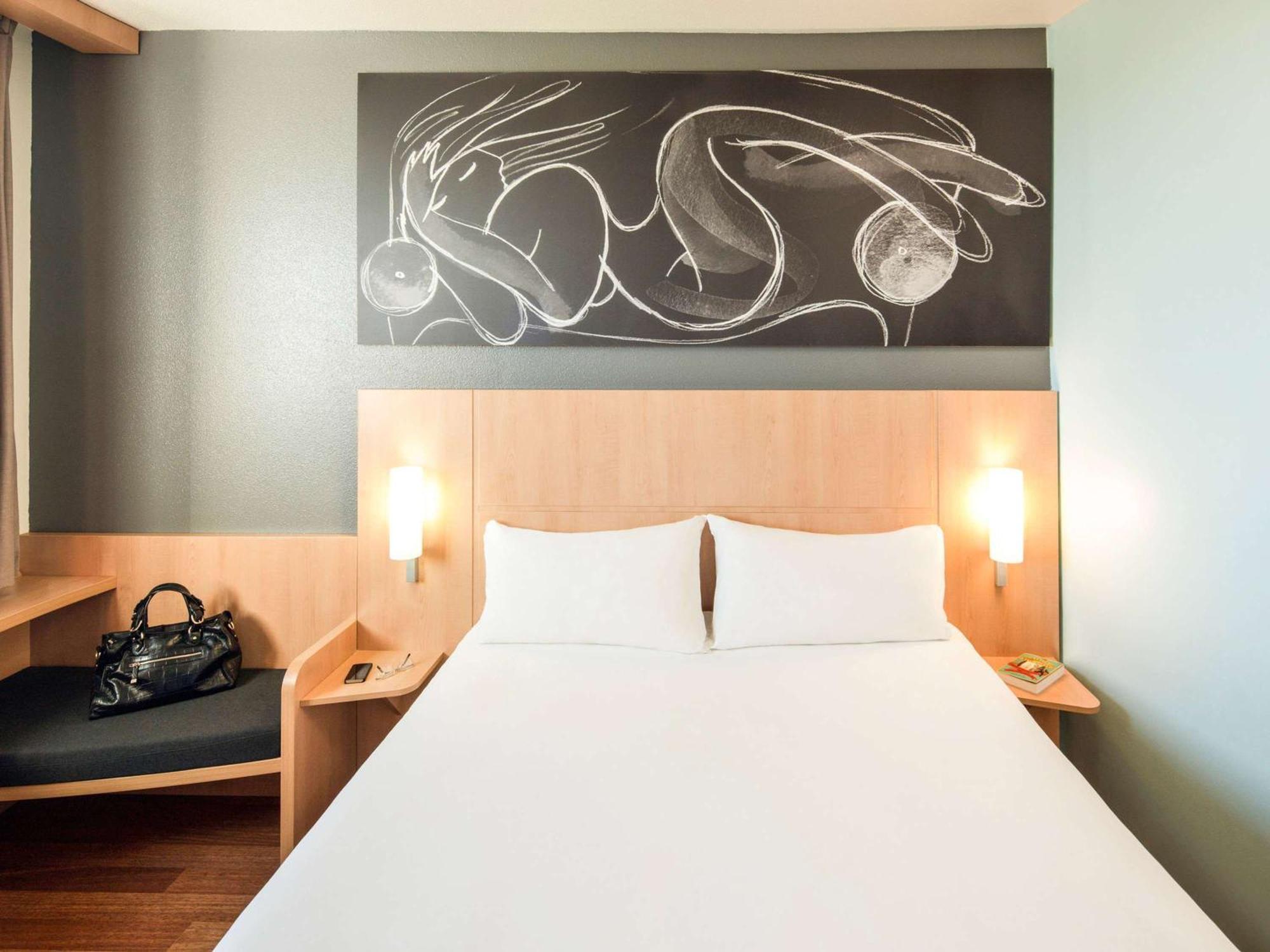 Ibis Barcelona Meridiana Eksteriør bilde