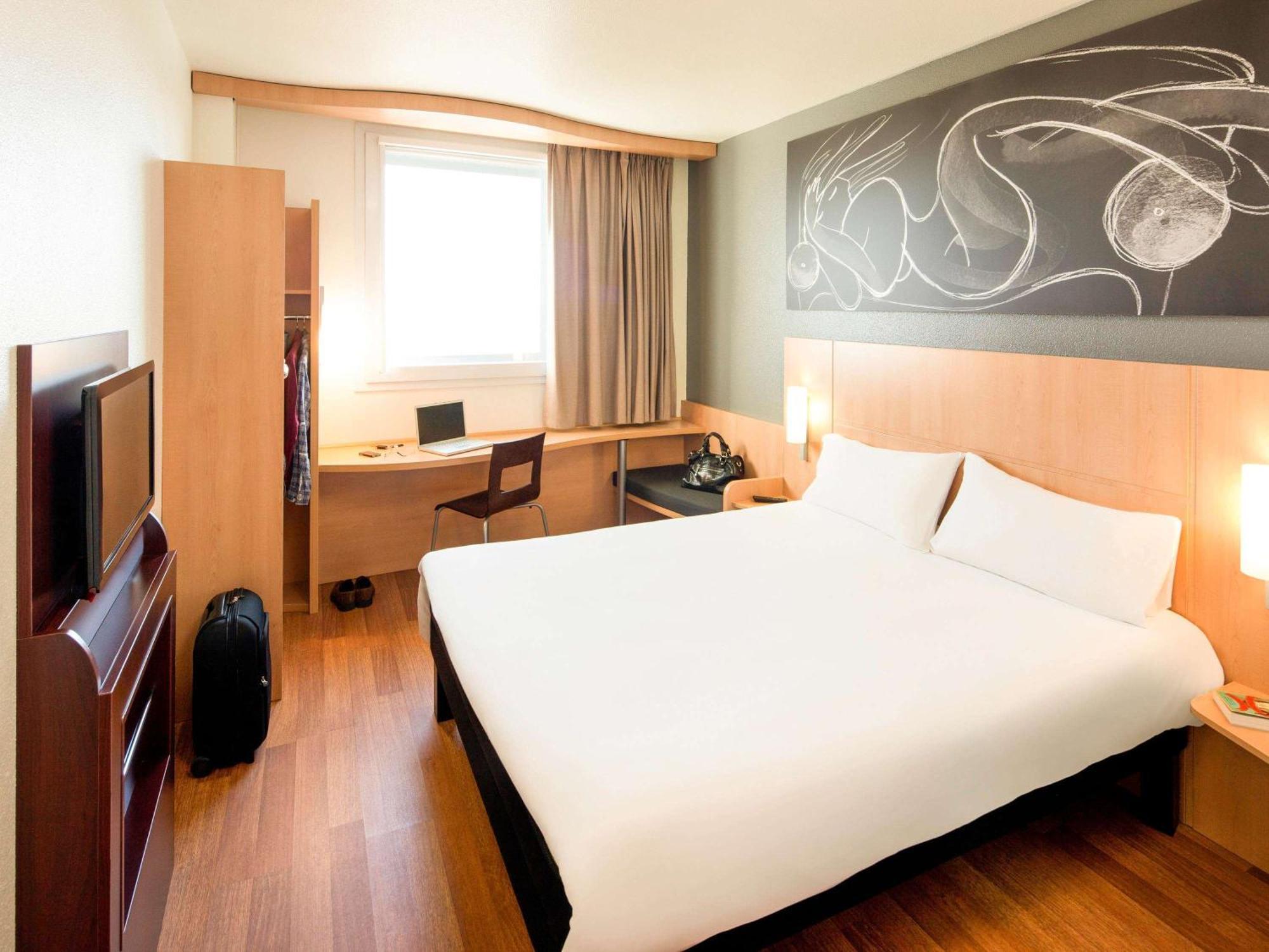 Ibis Barcelona Meridiana Eksteriør bilde