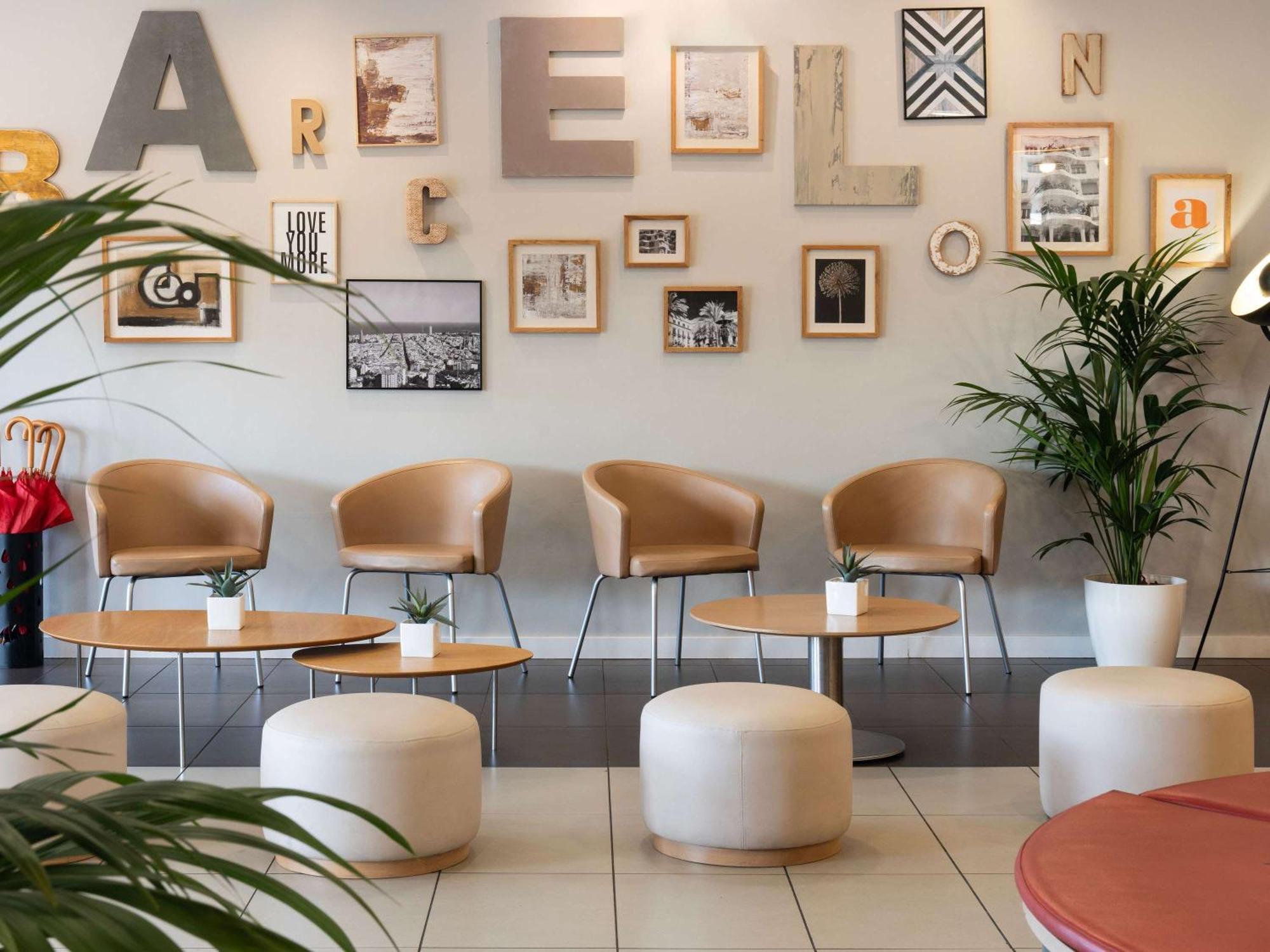 Ibis Barcelona Meridiana Eksteriør bilde