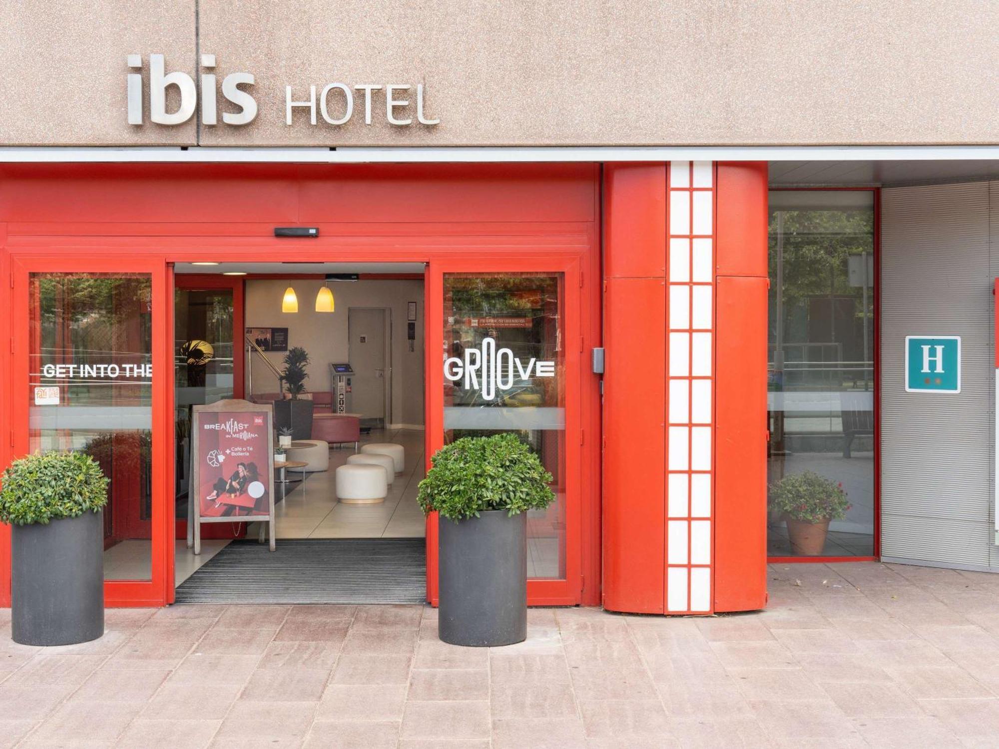 Ibis Barcelona Meridiana Eksteriør bilde