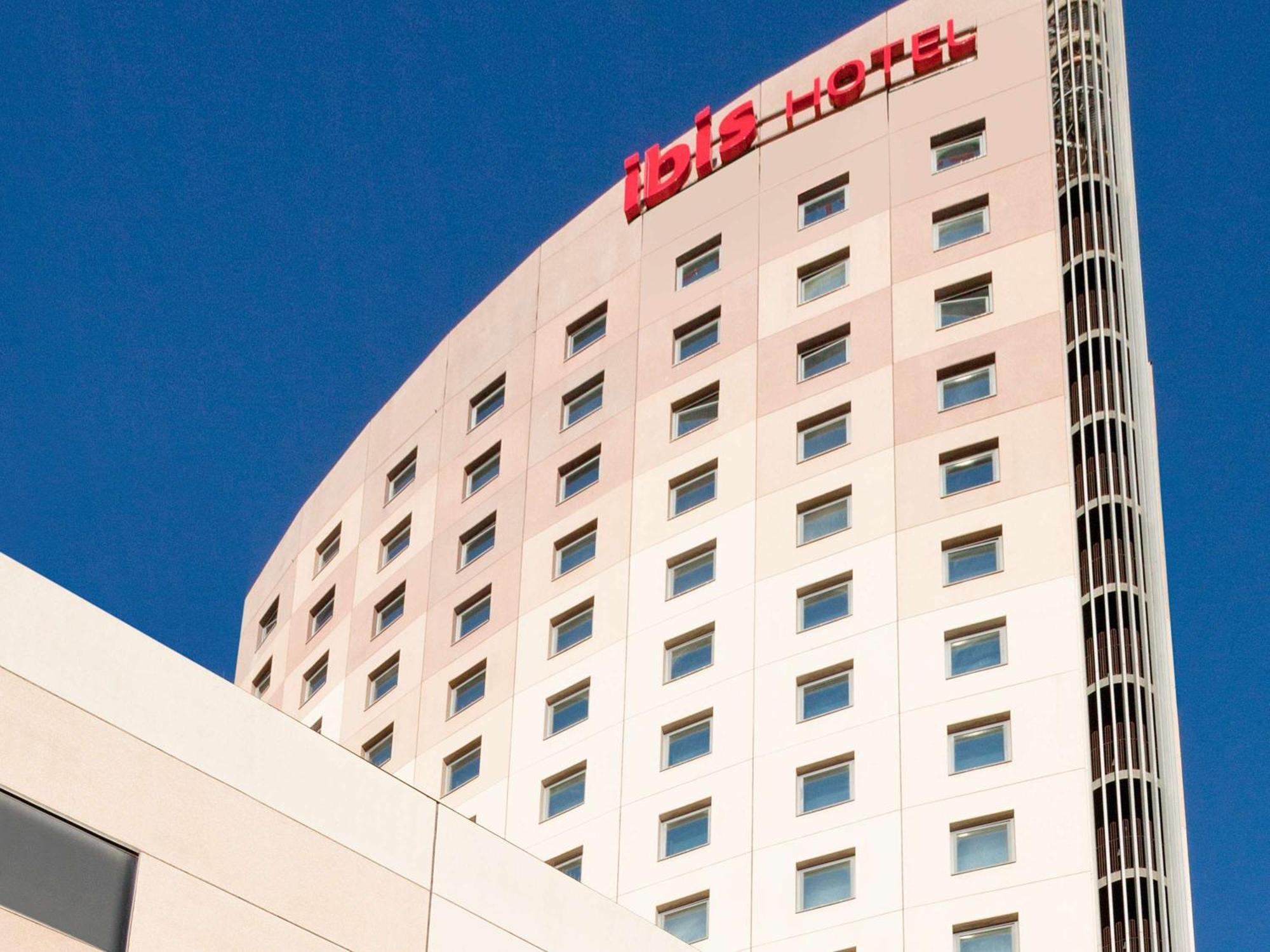 Ibis Barcelona Meridiana Eksteriør bilde
