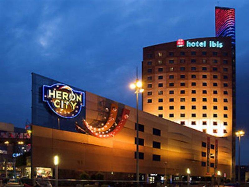Ibis Barcelona Meridiana Eksteriør bilde